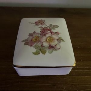 Vintage Gerold Porzellan Barvaria Porcelain Trinket Box, Wild Pink Roses